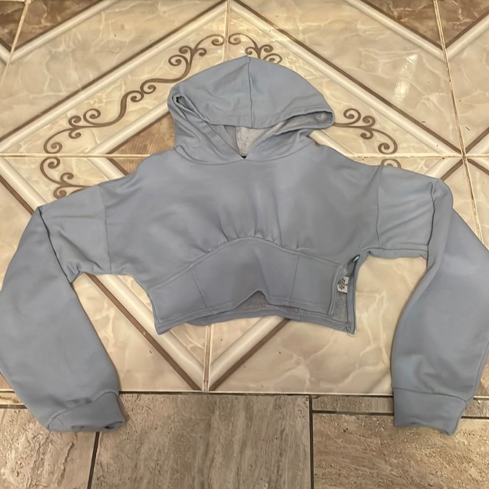 Size small